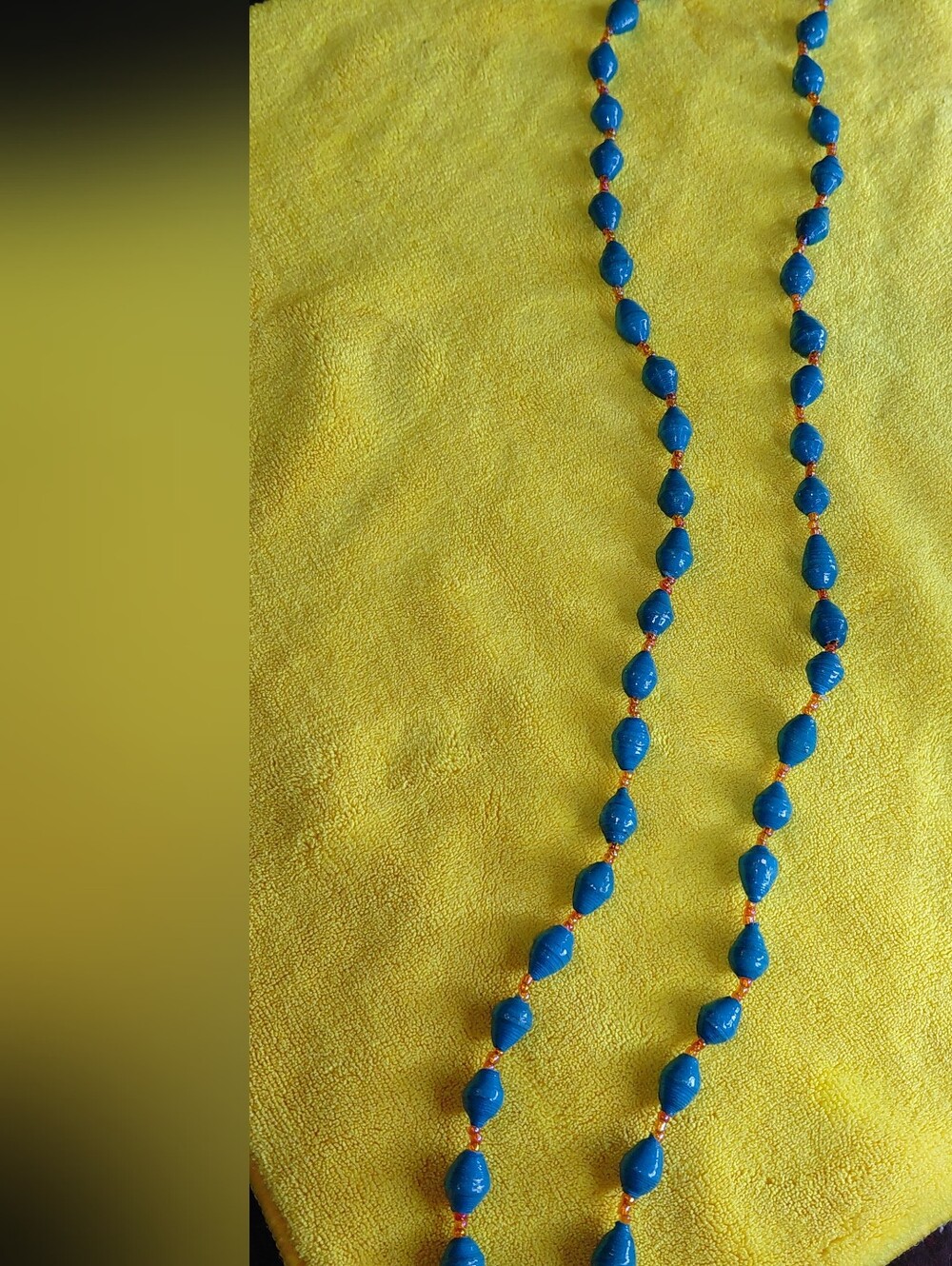 Ugandan-made Turqous Beaded Women's Necklace